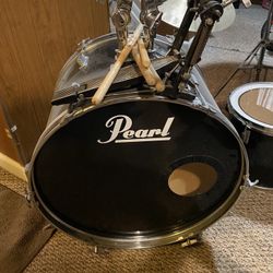 Drum Set Has Everything Except A Snare Stand 