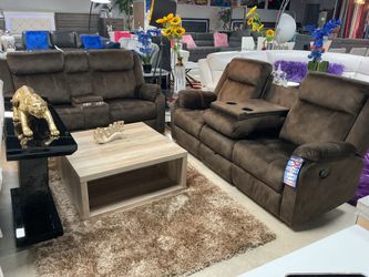 Elegante  Sofa And Loveseat En Liquidation, Solo $1399