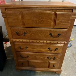 5 Drawer Dresser 