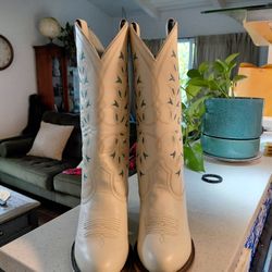 Ariat White Boots