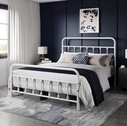 White Full Size Bed Frame 615337