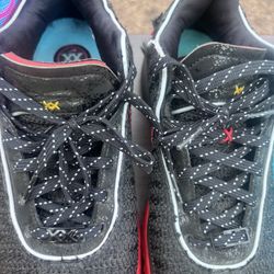 LeBron Basketball Shoes 