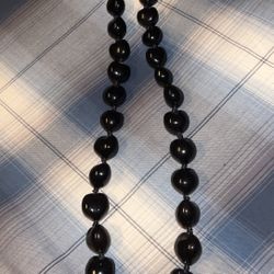 Hawaiian Black Bead Necklace
