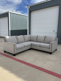Beautiful Gray Nailhead Sectional Couch Delivery Available 🚚