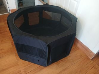 Dog playpen