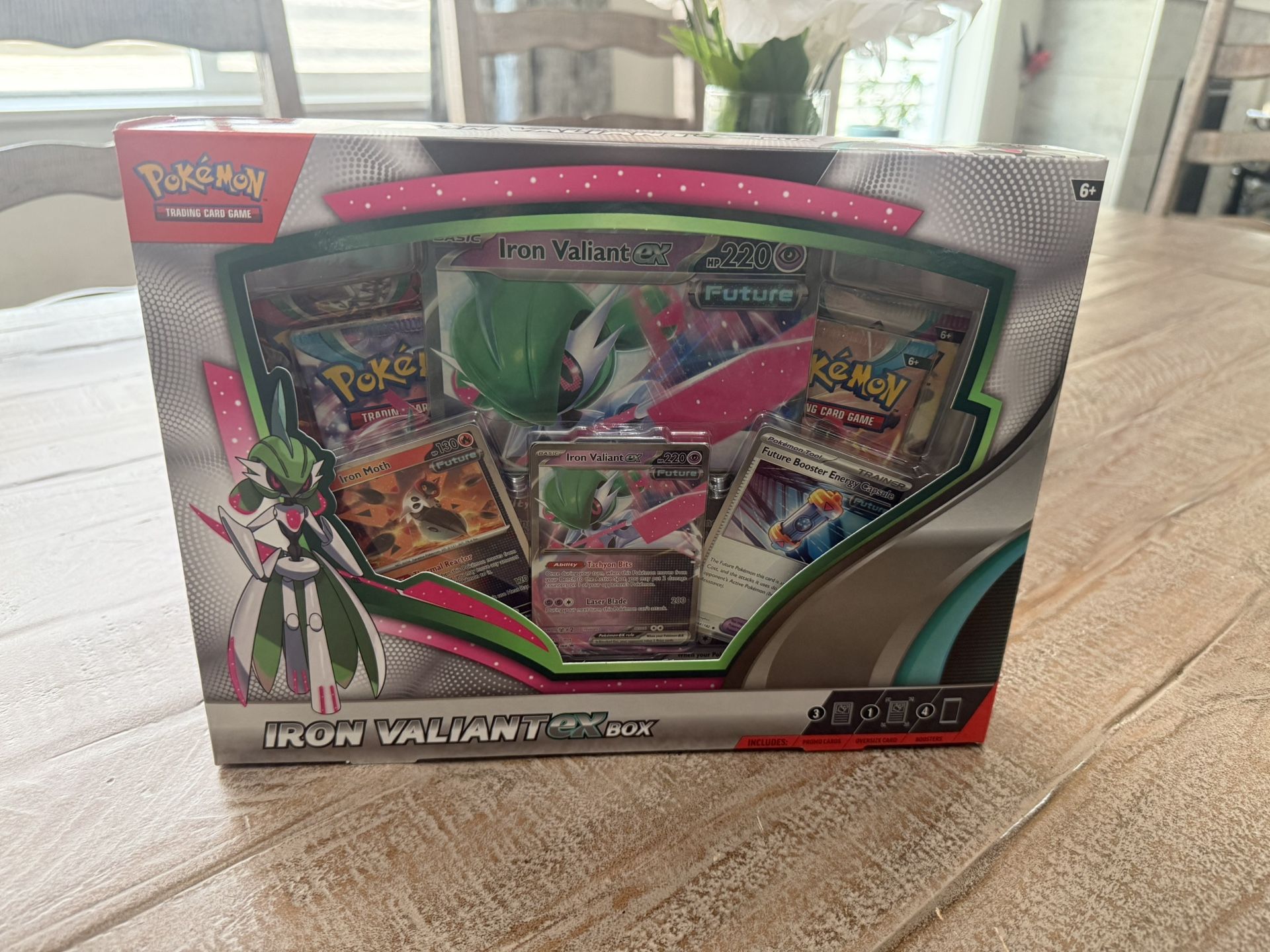Pokemon Iron Valiant Ex Box