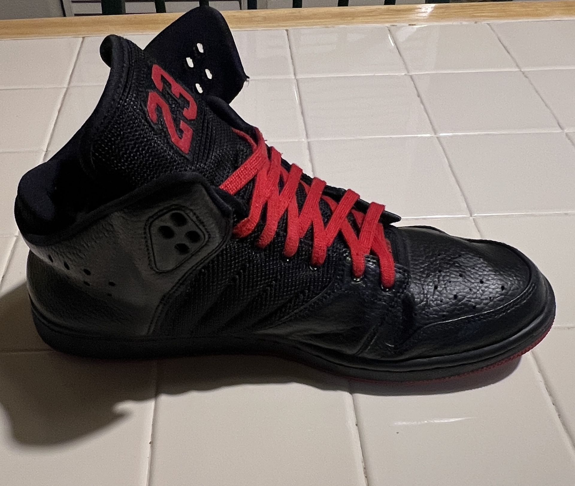 $45 OR BEST OFFER Jordan 1 Flight 4 Premium NIKE size 10.5 men’s