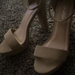 Nude Heel 7.5