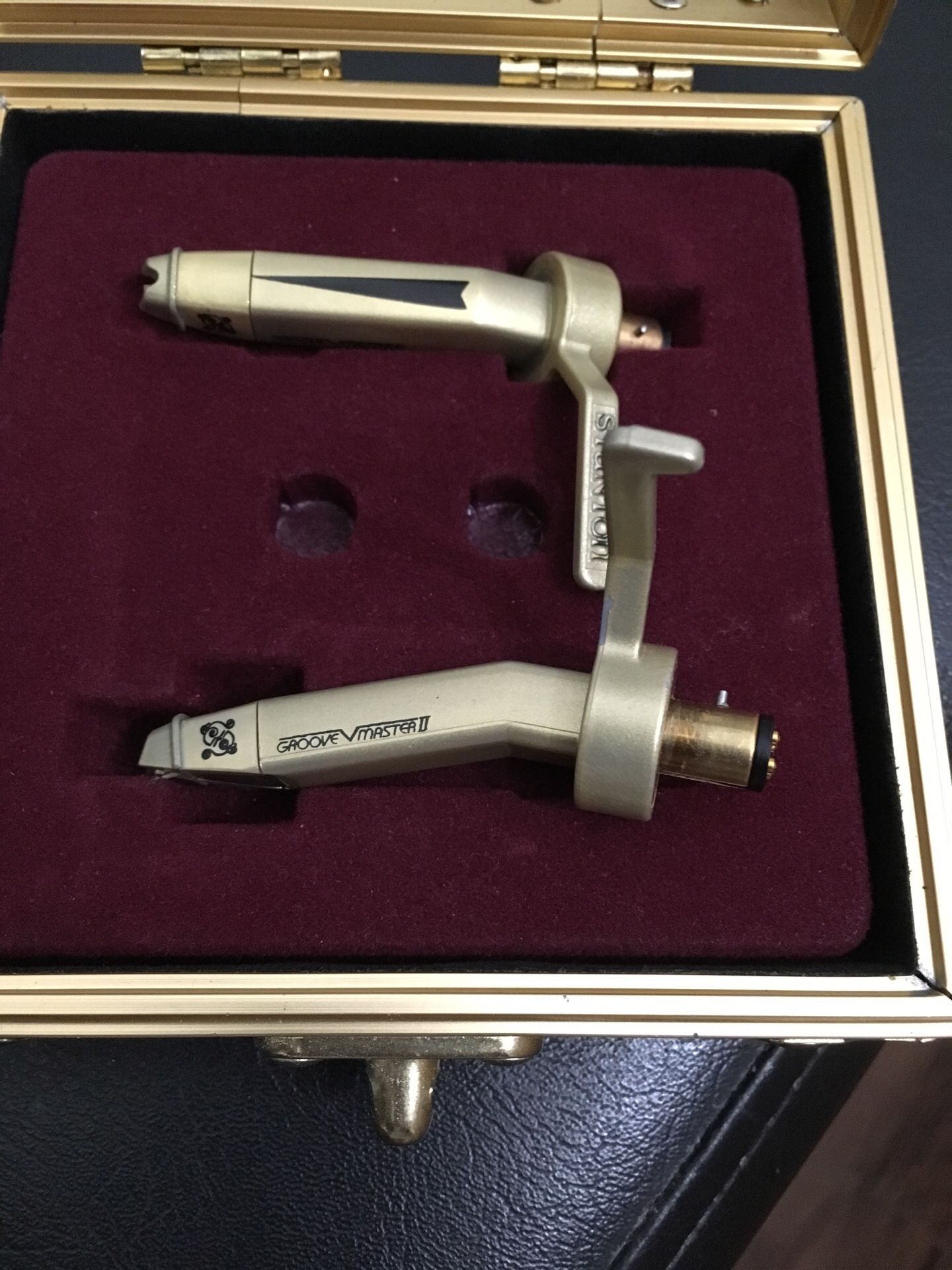 STANTON GROOVEMASTER GOLD CARTRIDGE AND GENUINE STANTON G-II PRO STYLUS for  Sale in East Orange, NJ - OfferUp