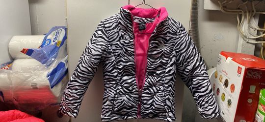 Girls Lightweight Zero Exposure Winter/Fall/Spring Coat. Size 7/8. Excellent condition
