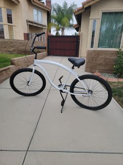 Adult 3 Speed Beach Cruiser Bike