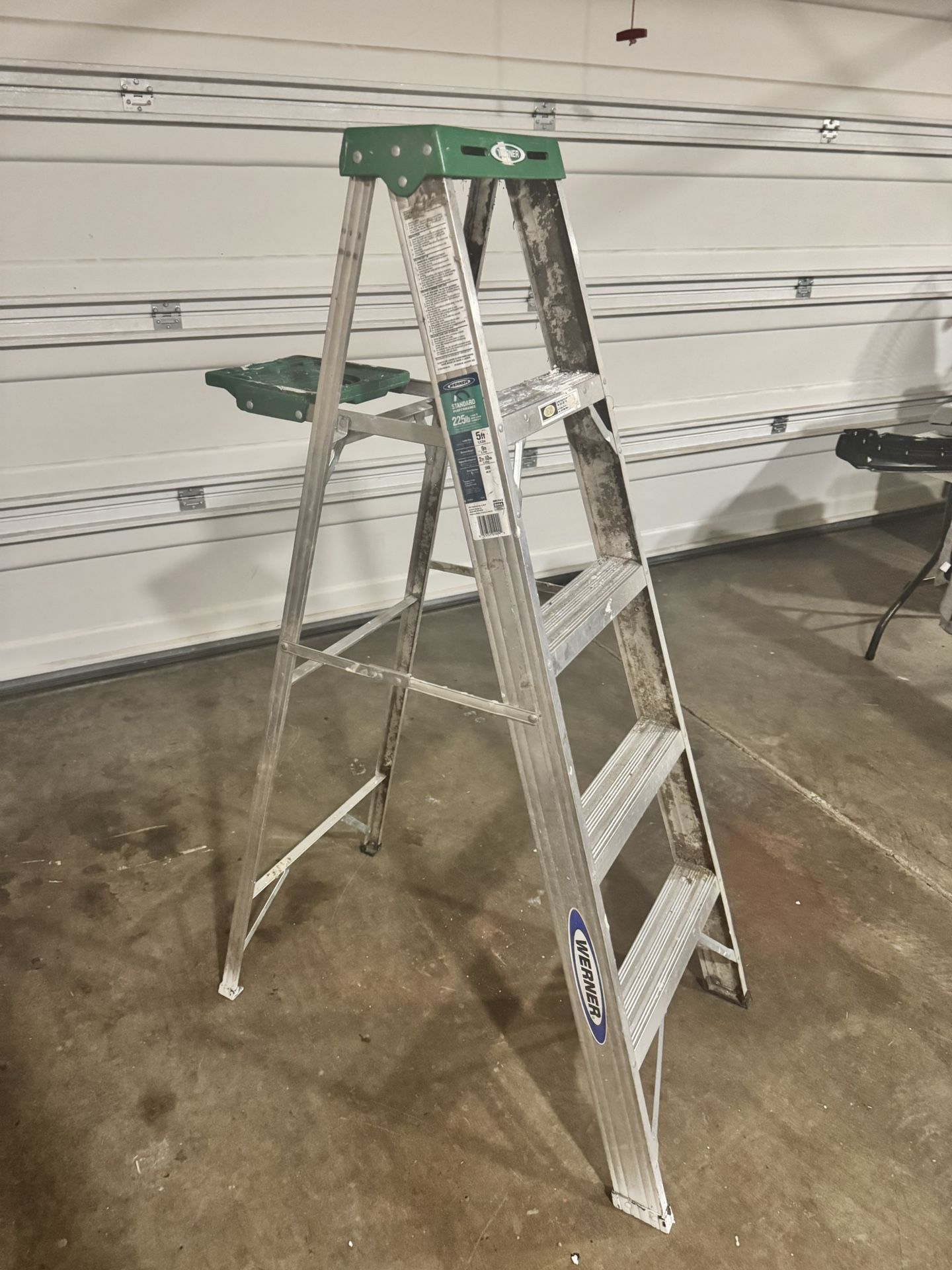 Aluminum 6ft Ladder