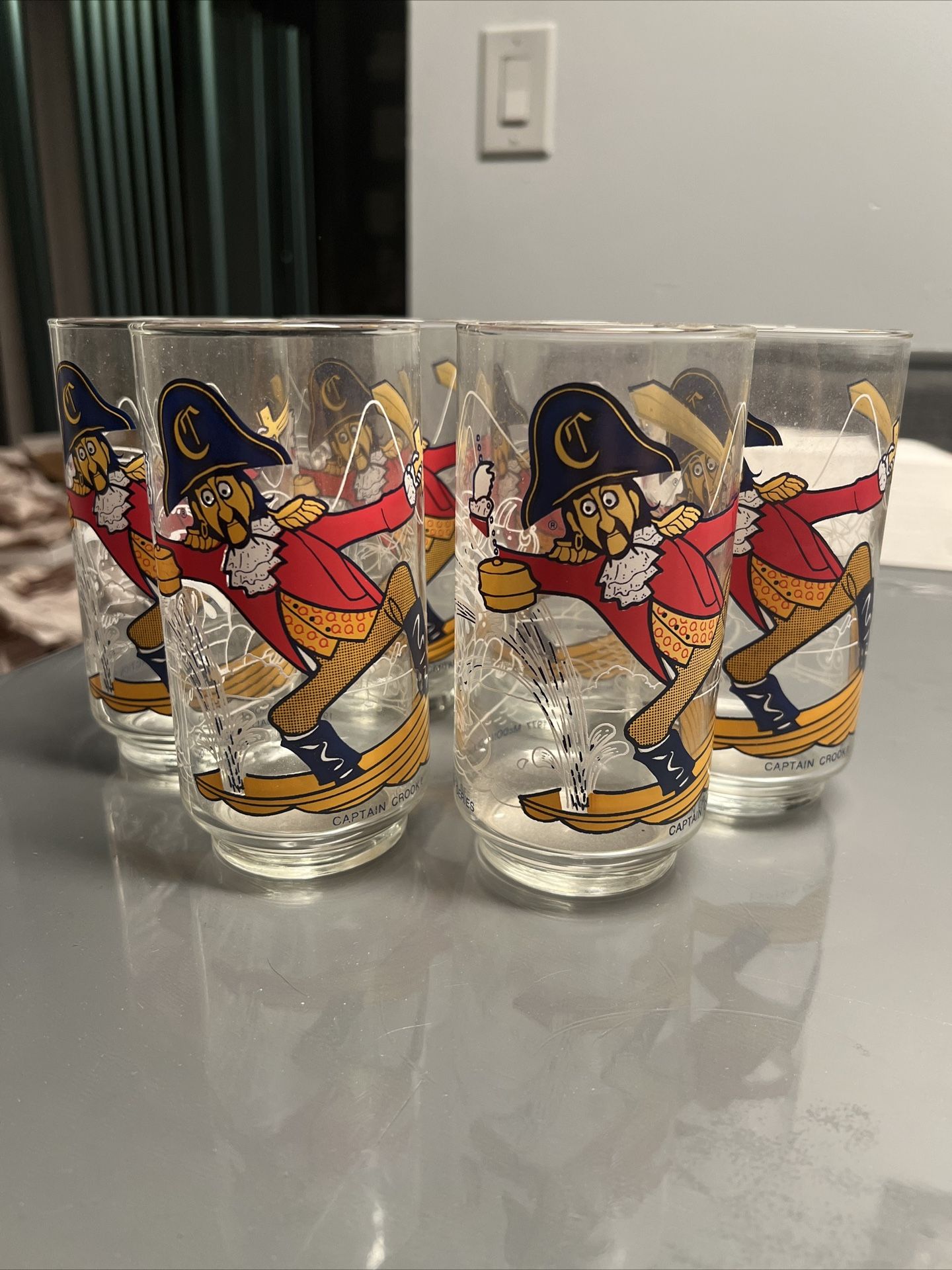 Vintage 1977 McDonaldland Glass Tumbler - Captain Crook 6 Glasses No Box