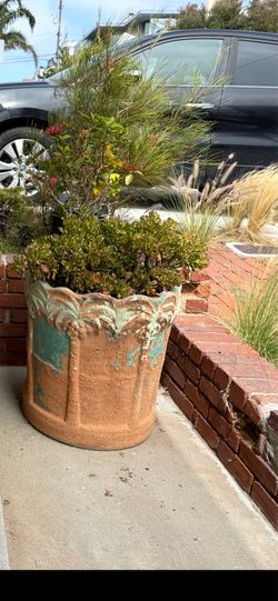 Free 1930s Pots - 3 and HEavY
