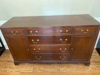 Mahogany buffet