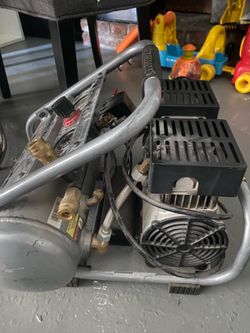 Air compressor