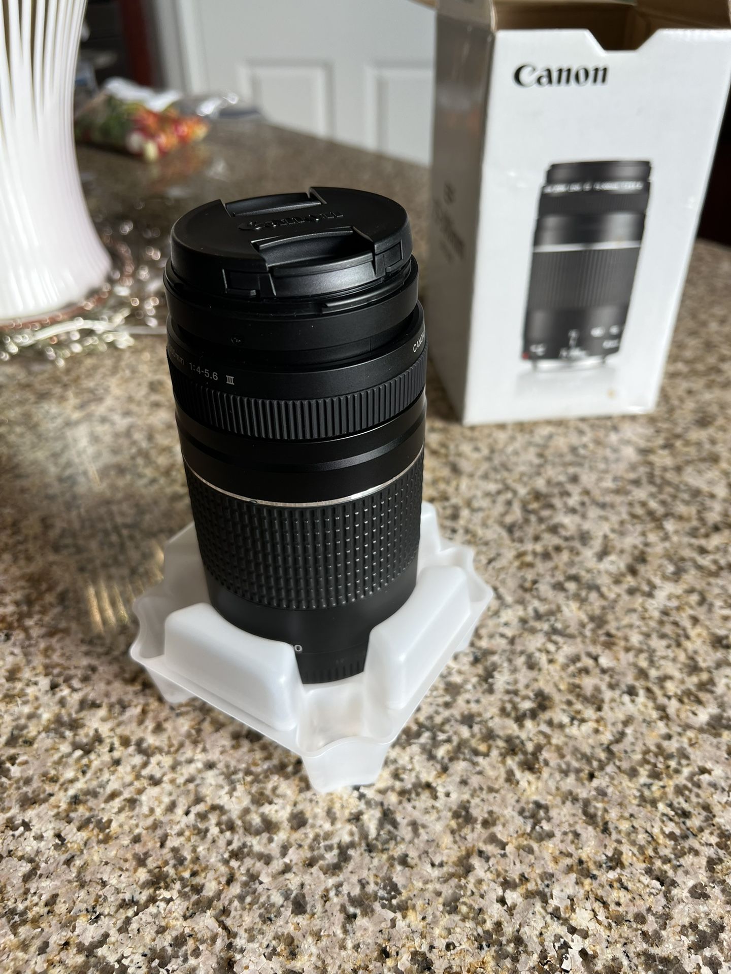 Canon EF 75-300mm f/4-5.6 III USM Ultrasonic Lense