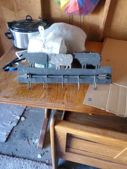 FARM HOUSE COAT HANGER