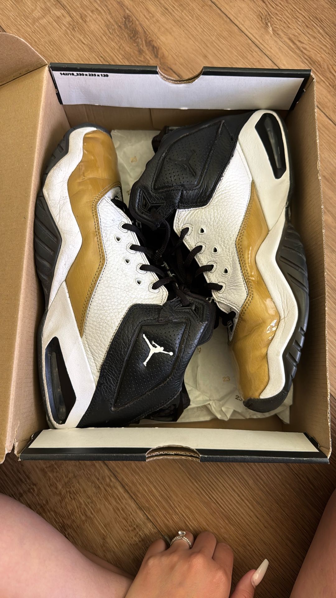 Jordan B’Loyal White Black Gold