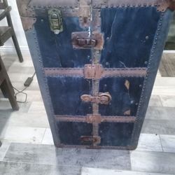 1920 Antique Wardrobe STEAMER 
