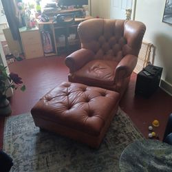 Chaps Ralph Lauren Leather Writers Chair With Ottoman 