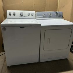 Maytag Washer And Gas Dryer Laundry