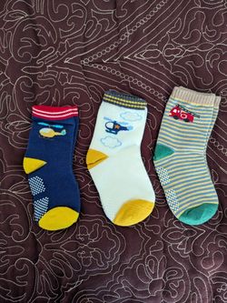NEW Anti Slip Socks Kids 3-5 Years