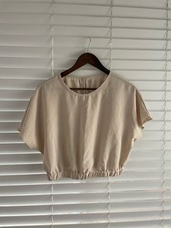 Cream Cropped Short Sleeve Top