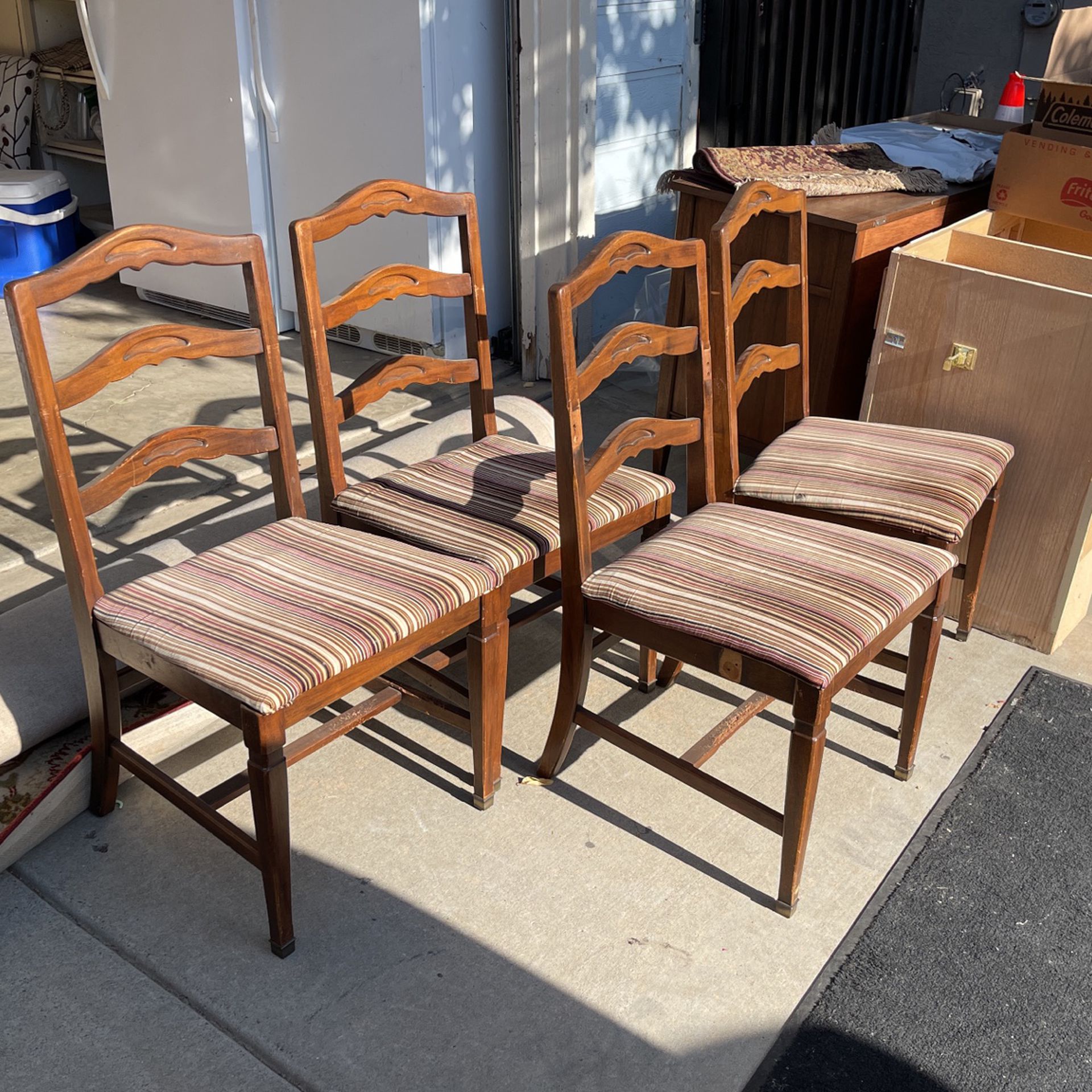 4 Chairs  