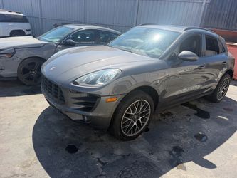 2018 Porsche Macan