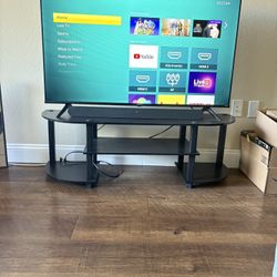Hisense 50-Inch Class R6 Series 4K UHD Smart Roku TV
