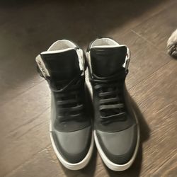 Burberry Men 42.5