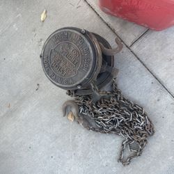 1/2 Ton Hoist