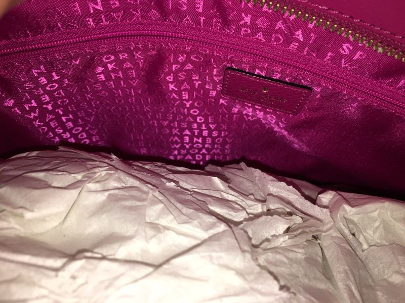 Kate Spade Handbag Designer $60 Available on our website link in bio -  cmtaylorsville 👜 #handbag #designer #purse #pink #gold #style…