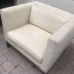 Sofa King Comfortable Beige Oversized Sofa Chair For Sale! Free Local Delivery 🚚 