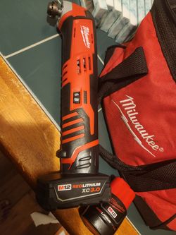 Milwauke m12 oscillating tool