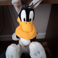 NEW HALLMARK HAAAAARE'S DAFFY DUCK PLUSH WITH SOUND LOONEY TUNES