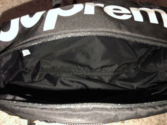 Supreme SS17 Waist Bag Black 100% Authentic Box Logo Shoulder Pouch RARE  2017 for Sale in Big Bear, CA - OfferUp