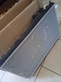 Radiator for Honda or Acura