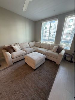 Sectional couch & Ottoman