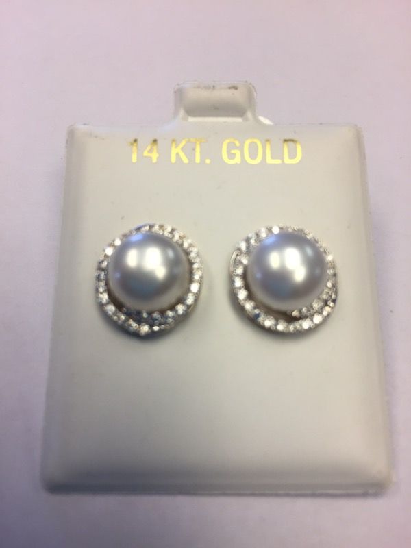 14k pearl Diamond earrings