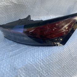 2024-2026 NISSAN ARIYA RH TAILLAMP