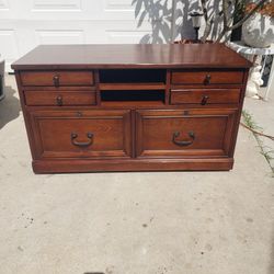 Credenza On Wheels 