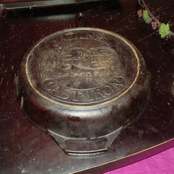 Lodge Cast Iron Skillet Cracker Barrel