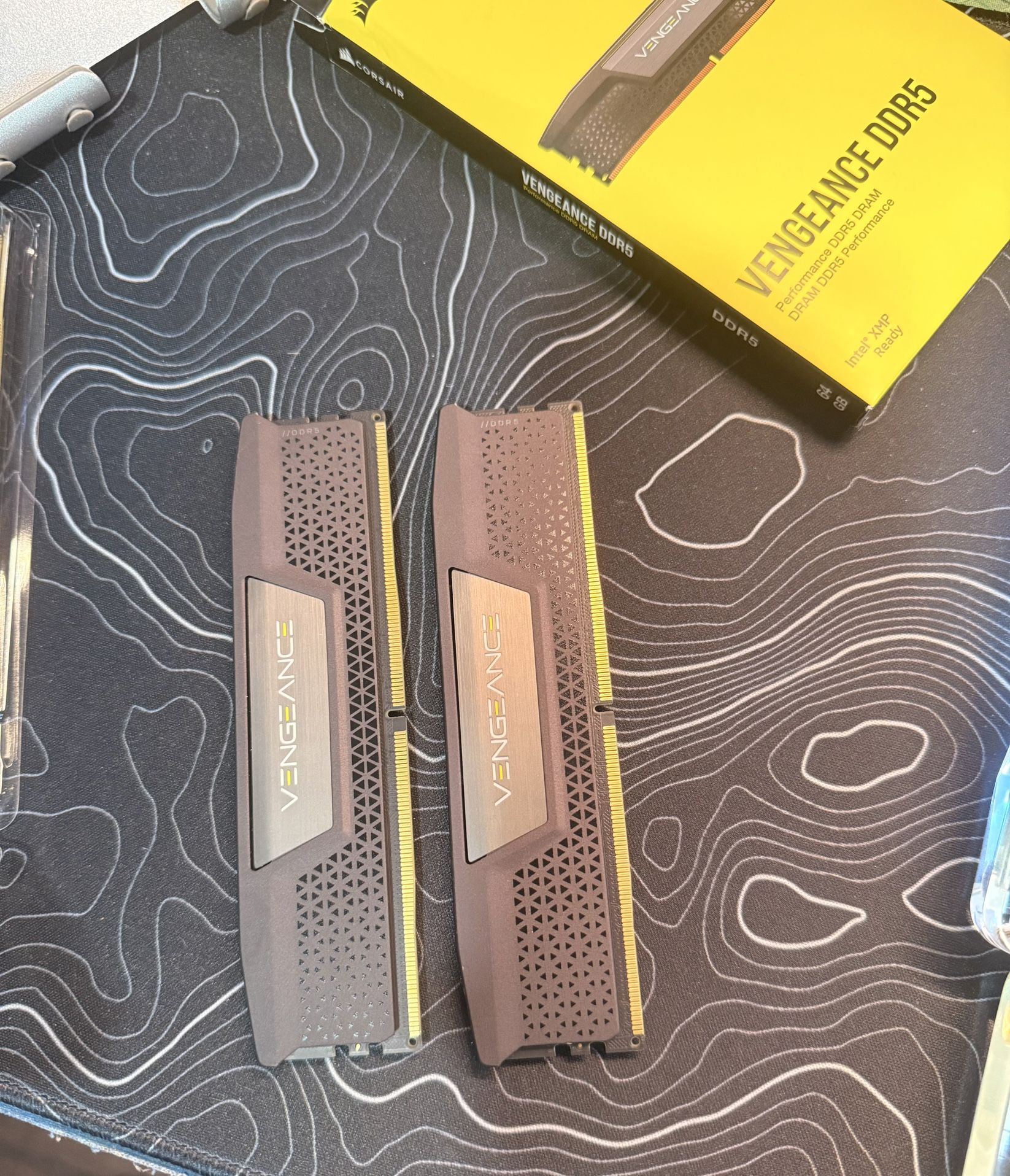 Corsair Vengeance 32 GB (2 x 16 GB) DDR5-5600 CL36 Memory