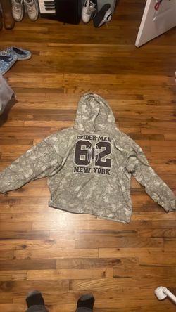 Women’s hoodie, size M/M/M, camouflage