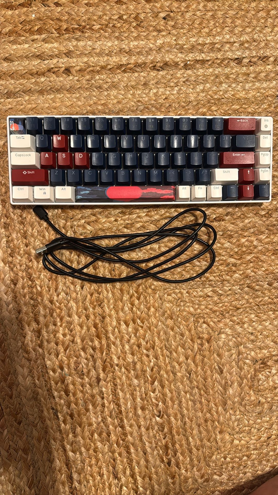 MAGEGEE - Gaming Mechanical Keyboard 68 Keys