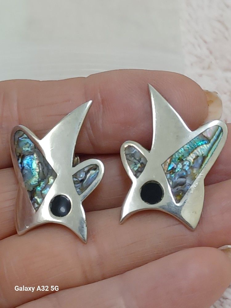 Vtg.MEXICO DESIGNER MIGUEL STERLING ABALONE SHELL SCREWBACK EARRINGS