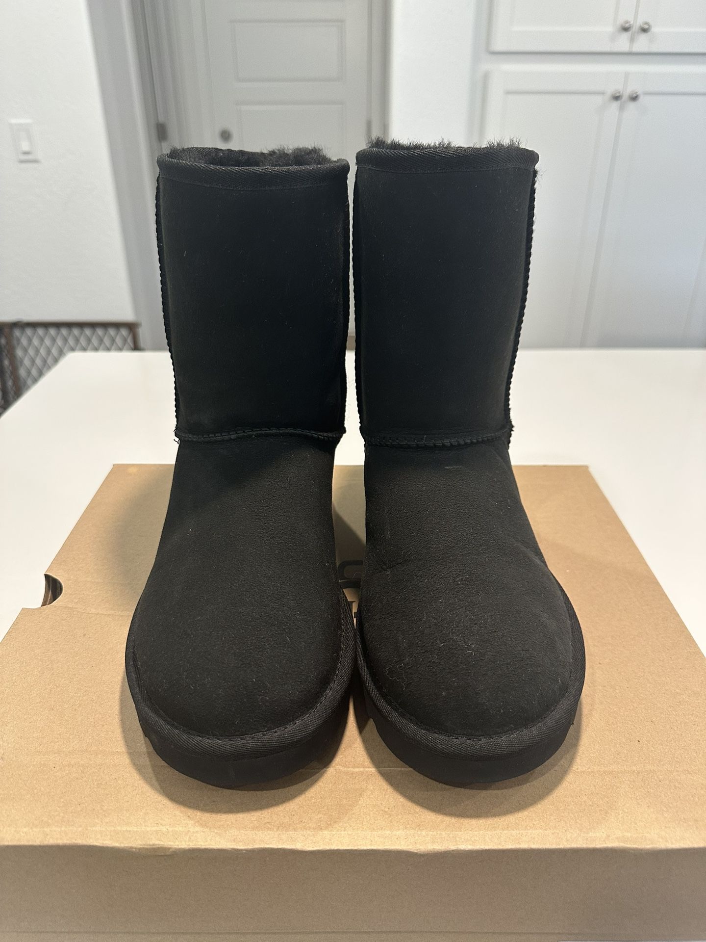 UGG Classic Short