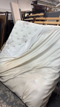Mattress king we have 3